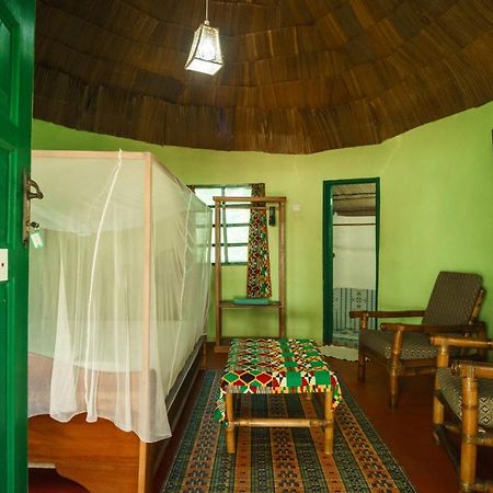 The Akwidaa Inn Exterior foto