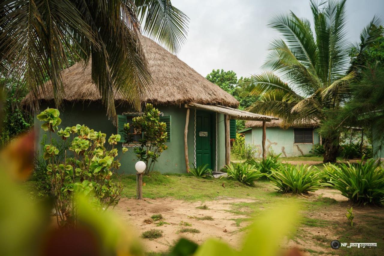 The Akwidaa Inn Habitación foto